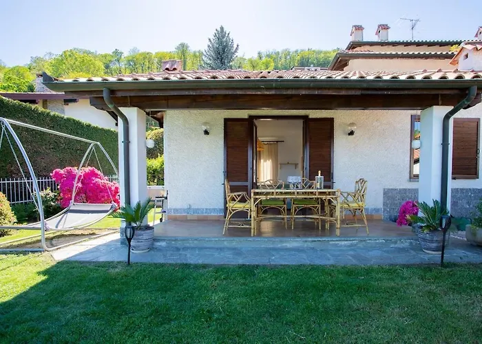 Stresa Nearby Panoramic Maggiore View Belgirate